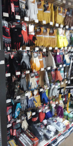 Hardware Store «Crowder Bros St Pete Beach Hardware», reviews and photos, 320 75th Ave, St Pete Beach, FL 33706, USA