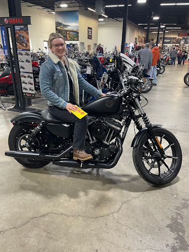 Used Motorcycle Dealer «Simply Street Bikes», reviews and photos, 7500 Washington Ave S, Eden Prairie, MN 55344, USA