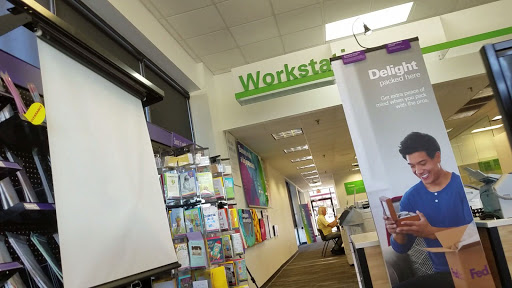 Print Shop «FedEx Office Print & Ship Center», reviews and photos, 13061 Lee Jackson Memorial Hwy a, Fairfax, VA 22033, USA