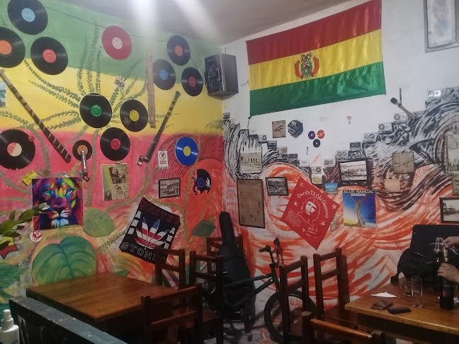 Opiniones de African Roots Gastro Bar en Ibarra - Pub