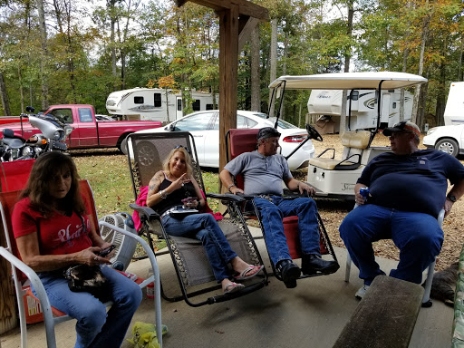 Cabin Rental Agency «Dixieland Cabins», reviews and photos, 1613 Donelson Pkwy, Dover, TN 37058, USA