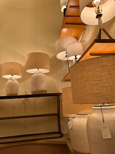 Furniture Store «Pottery Barn», reviews and photos, 2700 Clarendon Blvd r100, Arlington, VA 22201, USA