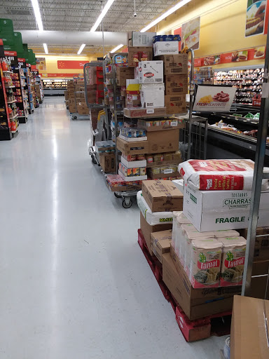 Department Store «Walmart Supercenter», reviews and photos, 500 New Circle Rd, Lexington, KY 40511, USA