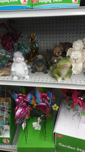 Dollar Store «FAMILY DOLLAR», reviews and photos, 130 Main St, Hamilton, OH 45013, USA