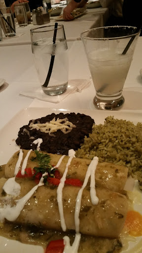 Mexican Restaurant «Cantina Laredo», reviews and photos, 8791 Lyra Dr, Columbus, OH 43240, USA