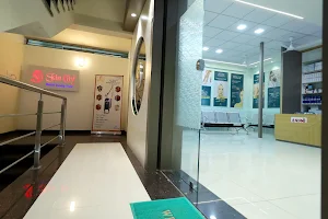 SkinCity Gandhidham | Kutch's Only Certified Hair Transplant Clinic image