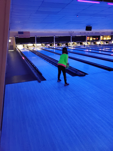 Bowling Alley «New Smyrna Lanes», reviews and photos, 185 N Causeway, New Smyrna Beach, FL 32169, USA