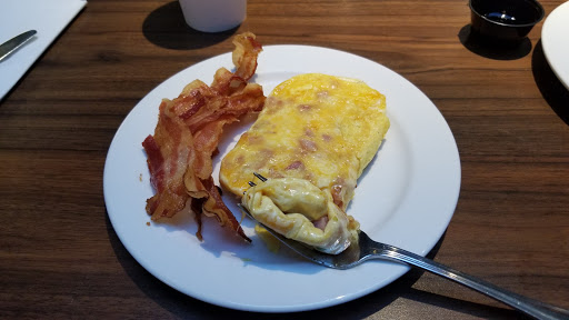 Hotel «Embassy Suites by Hilton Denver Southeast», reviews and photos, 7525 E Hampden Ave, Denver, CO 80231, USA