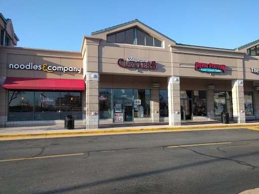 Dry Cleaner «Village Square Cleaners», reviews and photos, 11650 Plaza America Dr, Reston, VA 20190, USA