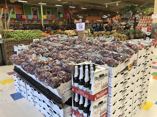 Grocery Store «La Plaza Market», reviews and photos, 3225 N Tracy Blvd, Tracy, CA 95376, USA