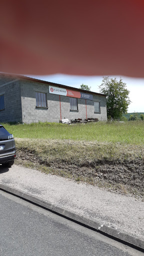 Photo 1 - Garage Quercy Segala