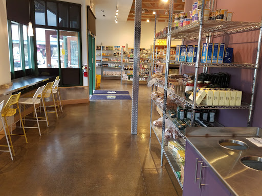 Gourmet Grocery Store «R2GO Specialty Market», reviews and photos, 1101 N College Ave, Indianapolis, IN 46202, USA