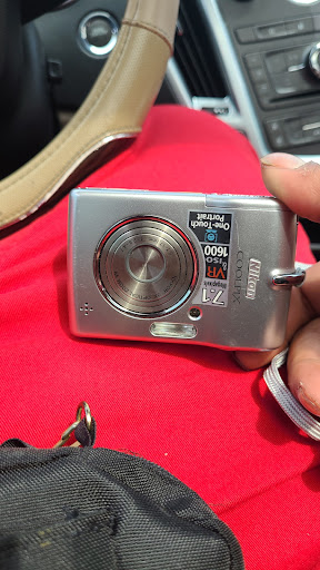 Cascade Loan & Sporting Goods, 20 Auburn Way S, Auburn, WA 98002, USA, 