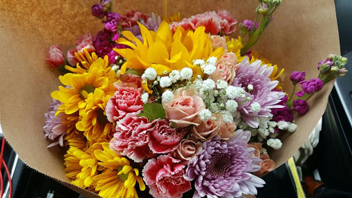 Wholesale Florist «800RoseBig Wholesale Wedding Florist Orange County», reviews and photos, 3849 Birch St, Newport Beach, CA 92660, USA