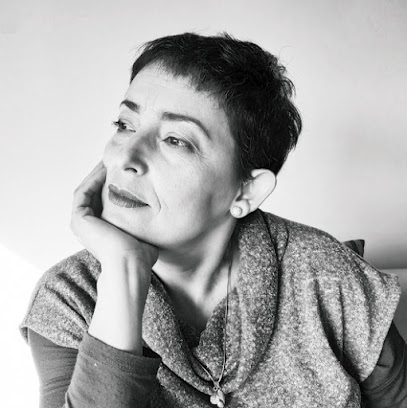 Paola Varela Ituarte, Psicólogo