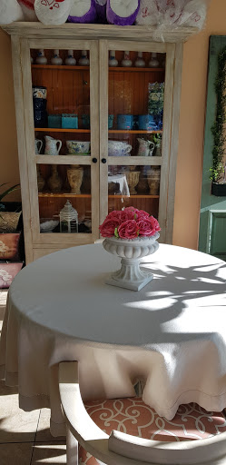 Florist «Canoga Park Florist», reviews and photos, 7144 Owensmouth Ave, Canoga Park, CA 91303, USA