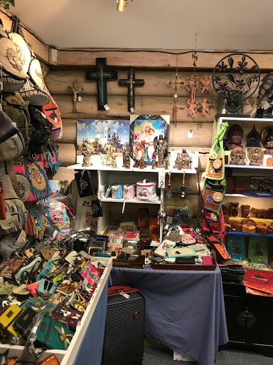 Grocery Store «Idyllwild Village Market, Deli & Pizzeria», reviews and photos, 26000 CA-243, Idyllwild, CA 92549, USA