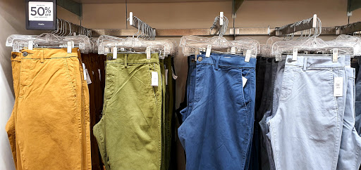 Clothing Store «Gap Outlet», reviews and photos, 12801 W Sunrise Blvd, Sunrise, FL 33323, USA