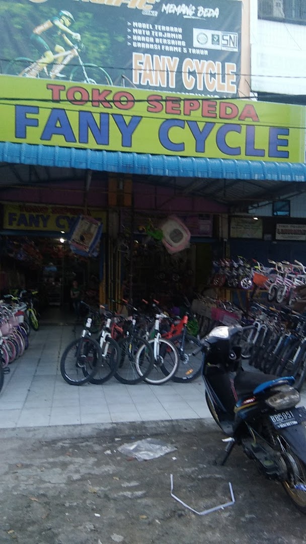 Fany Cycle Photo