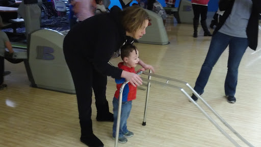 Bowling Alley «Imperial Lanes», reviews and photos, 44650 Garfield Rd, Charter Twp of Clinton, MI 48038, USA