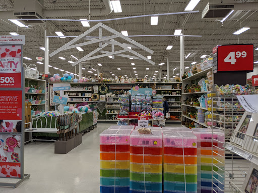 Craft Store «Michaels», reviews and photos, 340 Crossroads Blvd, Cary, NC 27511, USA