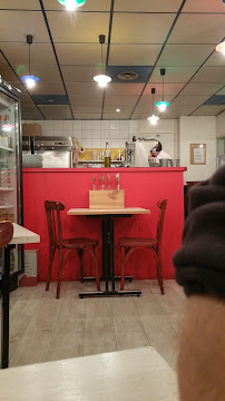 Atmosphère du Pizzeria Mario's pizza à Bordeaux - n°5