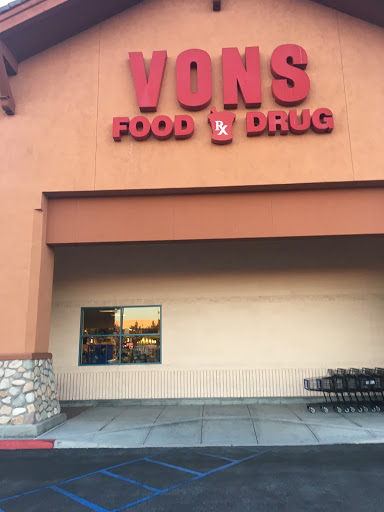 Vons, 7390 Cherry Ave, Fontana, CA 92336, USA, 