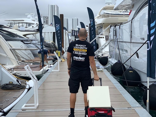 Locksmith «Quickly Locksmith Miami», reviews and photos, 115 S Miami Ave, Miami, FL 33130, USA