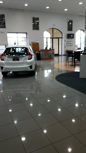 Honda Dealer «Honda of Thousand Oaks», reviews and photos, 3925 Auto Mall Dr, Thousand Oaks, CA 91362, USA