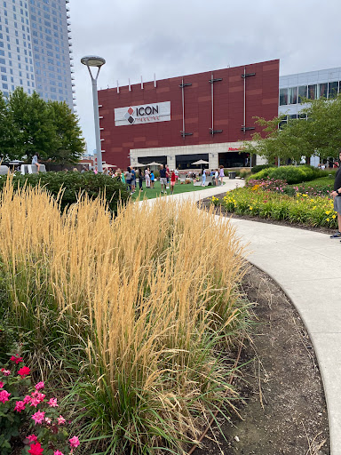 Shopping Mall «The Shops at Roosevelt Collection», reviews and photos, 150 W Roosevelt Rd, Chicago, IL 60605, USA