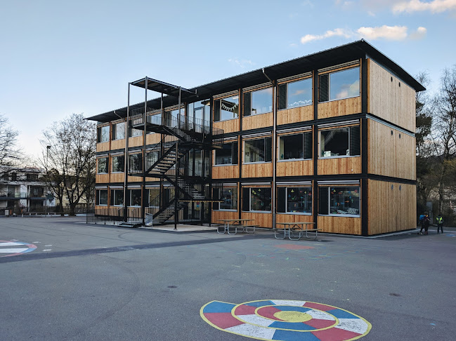 Rezensionen über Schulhaus Allenmoos in Zürich - Schule