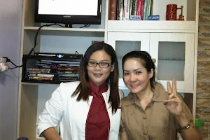Dokter Gigi Surabaya image