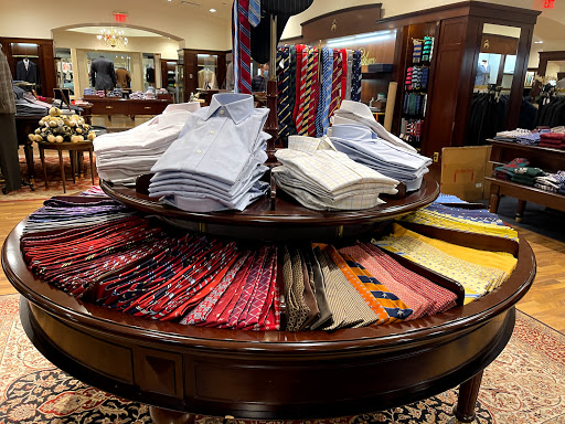 Clothing Store «Brooks Brothers», reviews and photos, 445 W Farms Mall, Farmington, CT 06032, USA