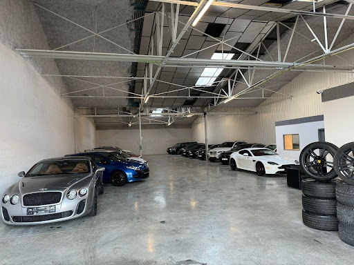 Photo 1 - AUTOMOTIVE