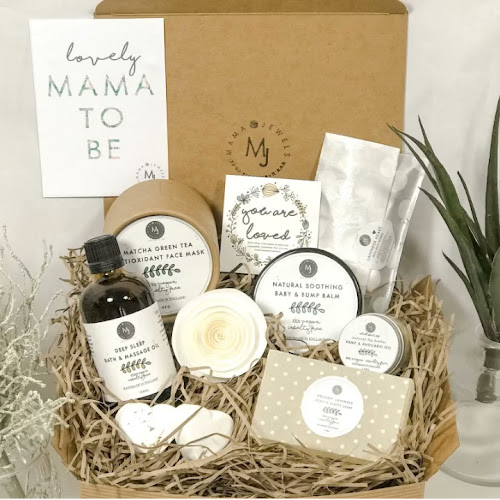 Comments and reviews of Mama Jewels Artisan gift boxes | Pregnancy | Mum & Baby | Wellness
