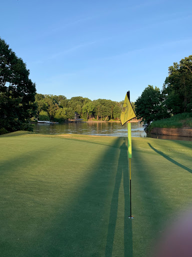 Country Club «River Hills Country Club», reviews and photos, 1 Country Club Dr, Lake Wylie, SC 29710, USA