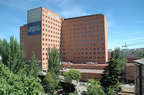 Hostal Ramón y Cajal