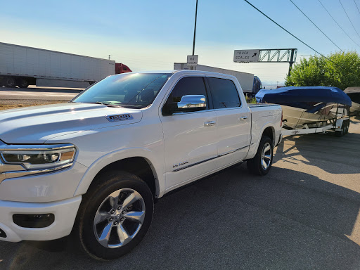 Auto Body Shop «Dent Man Inc», reviews and photos, 24309 Creekside Rd # 114, Santa Clarita, CA 91355, USA