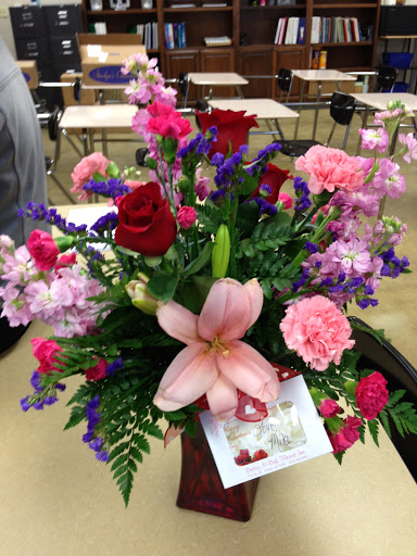 Florist «Pretty-N-Pink Florist Inc», reviews and photos, 8106 Kripple K Rd, Denham Springs, LA 70726, USA