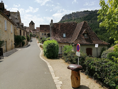 Parking du Ruisseau à Autoire