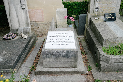 Tombe de Gerda Taro à Paris