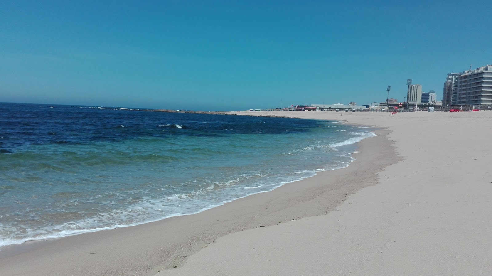 Φωτογραφία του Beach Carvalhido - δημοφιλές μέρος μεταξύ λάτρεις της χαλάρωσης