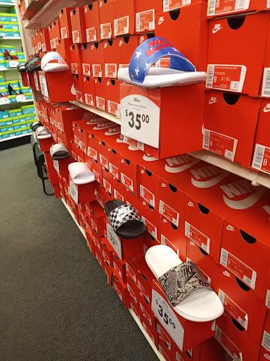 Shoe Store «Shoe Carnival», reviews and photos, 6249 Slide Rd, Lubbock, TX 79414, USA