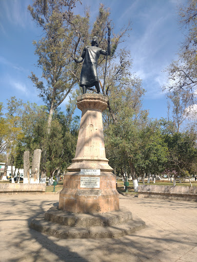 Estatua de Cuauhtémoc