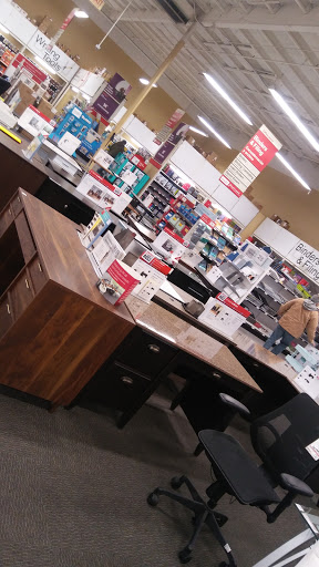 Office Supply Store «Office Depot», reviews and photos, 12900 Foothill Blvd, Sylmar, CA 91342, USA