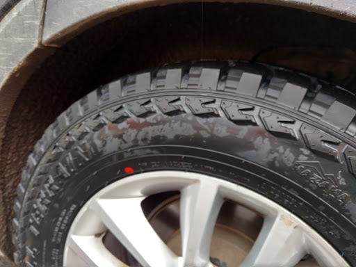 Tire Shop «Les Schwab Tire Center», reviews and photos, 2730 Pacific Ave, Forest Grove, OR 97116, USA