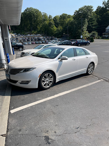 Car Dealer «J&M Automotive Sales and Service LLC», reviews and photos, 756 New Haven Rd, Naugatuck, CT 06770, USA