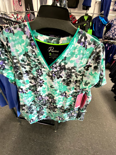 Uniform Store «Scrub Pro Uniforms & Gallo Clothing», reviews and photos, 78 Mountain Rd, Glen Burnie, MD 21060, USA