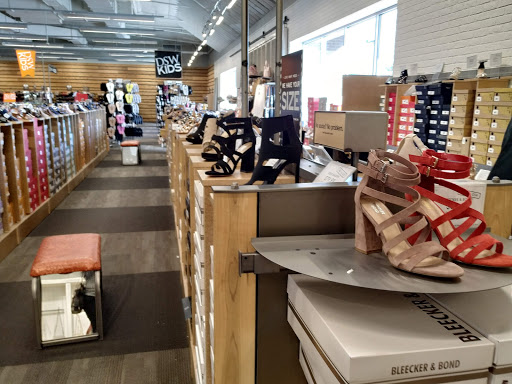 Shoe Store «DSW Designer Shoe Warehouse», reviews and photos, 2316 Monument Blvd, Pleasant Hill, CA 94523, USA