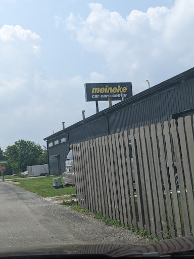 Auto Repair Shop «Meineke Car Care Center», reviews and photos, 6401 E 82nd St, Castleton, IN 46250, USA